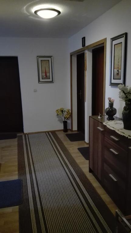 Guest House Adrijana Selište Drežničko Zewnętrze zdjęcie