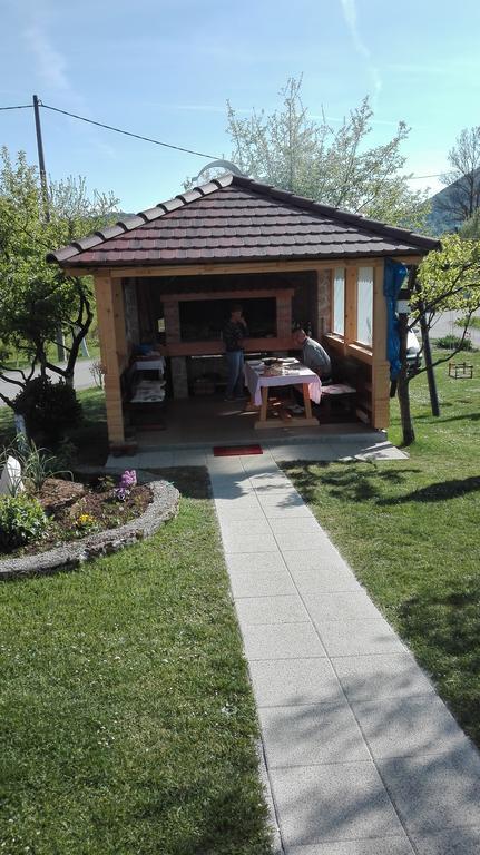 Guest House Adrijana Selište Drežničko Zewnętrze zdjęcie